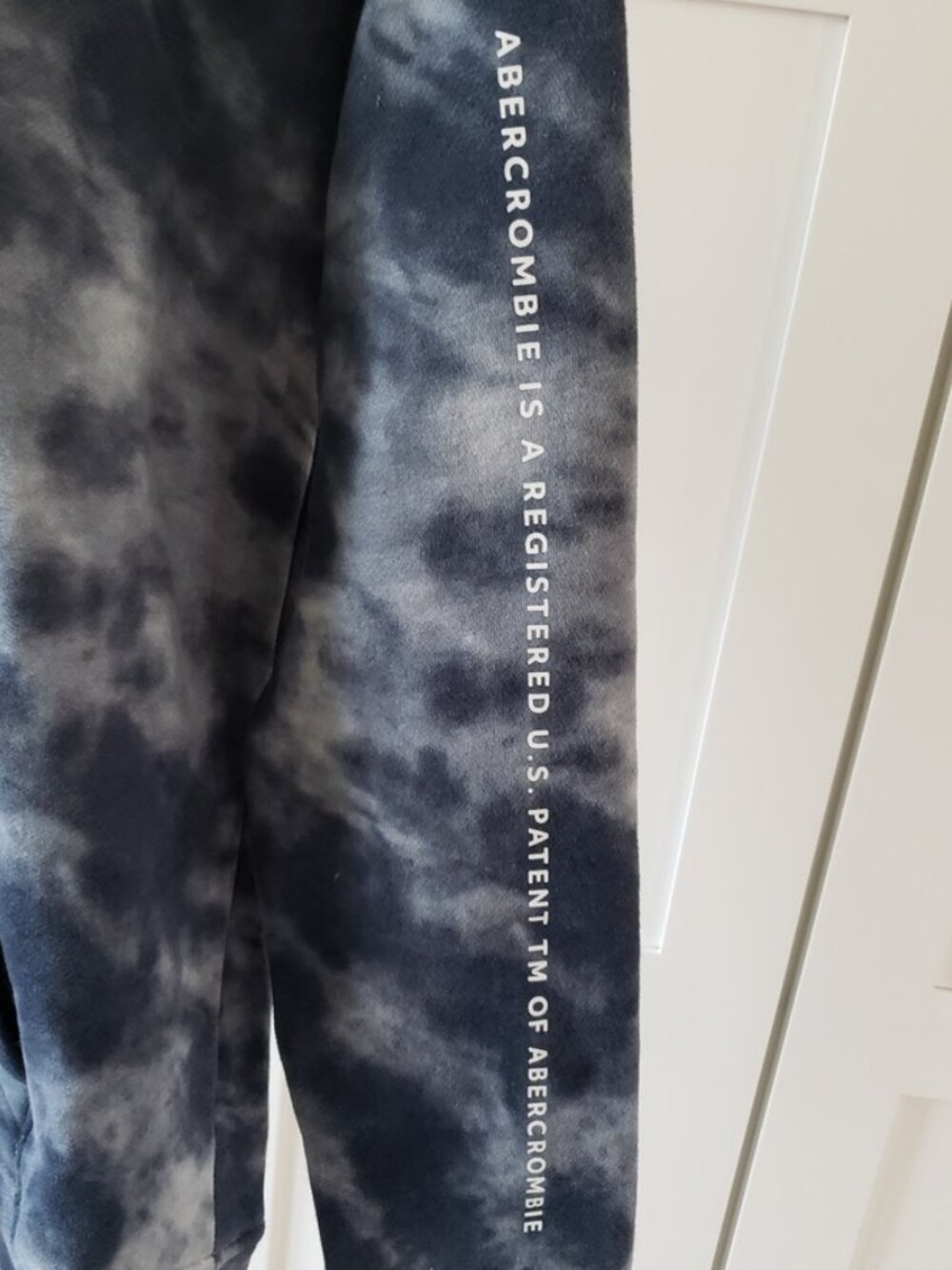 Abercrombie Kids Hoodie 15/16 Blue Tie Dye Relaxed Fit - Picture 6 of 7